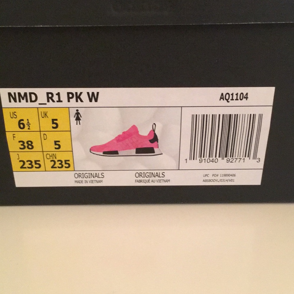 BNIB Adidas NMD R1 PK Originals sneakers - Picture 7 of 7